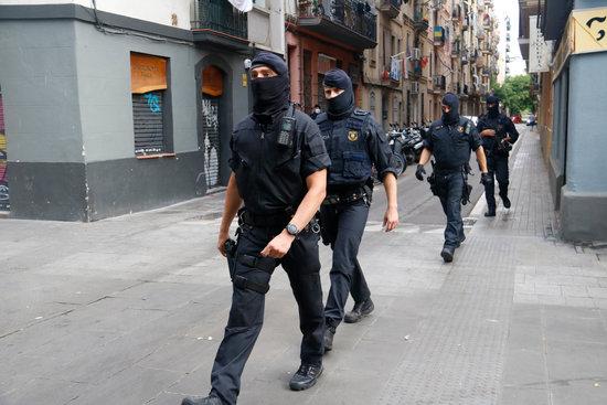 Catalunya manté l’amenaça terrorista en el nivell 4 reforçat sobre 5