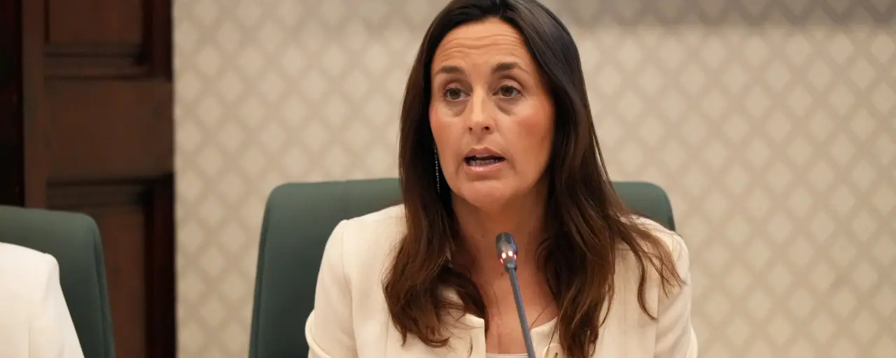 Niubó nega que Educació faci "trampes" en l'augment de 400 euros mensuals als docents